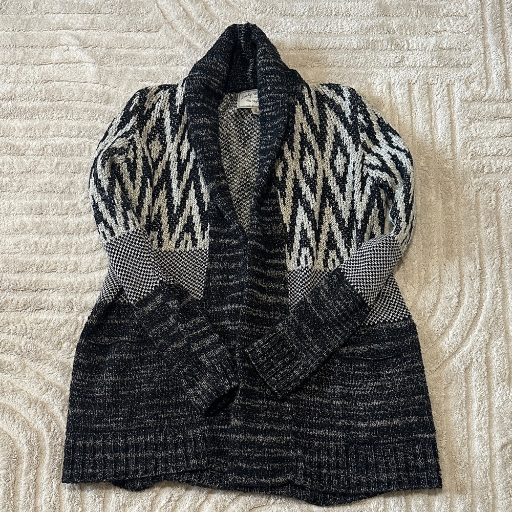 Lucky Brand Black and Beige Patterned Cardigan Size Medium